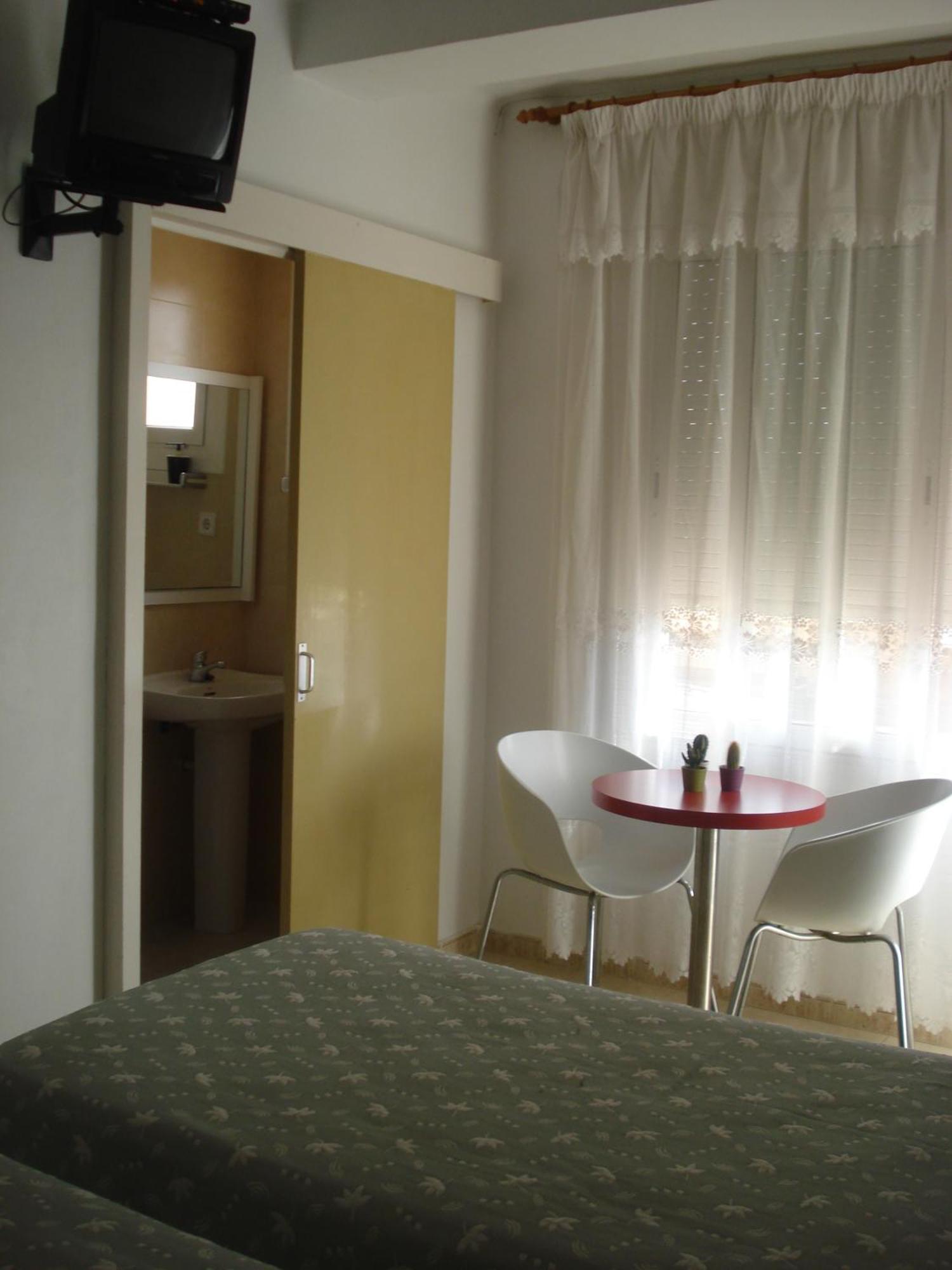 Hostal Margarita Pineda de Mar Zimmer foto